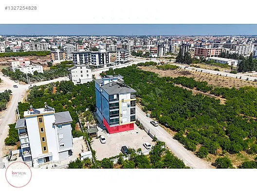 Döşemealtı Yeniköy'de Satılık Geniş 3+1 Daire 4