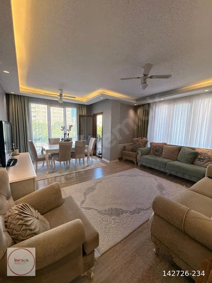 Beylikdüzü Kavaklı'da Satılık 3+2 Dubleks Daire 8