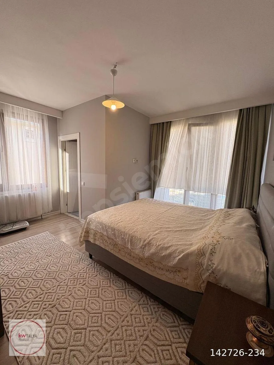 Beylikdüzü Kavaklı'da Satılık 3+2 Dubleks Daire 11