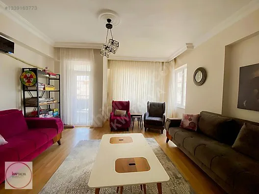 Konyaaltı Hurma'da Havuzlu Sitede Satılık 3+1 Daire 8