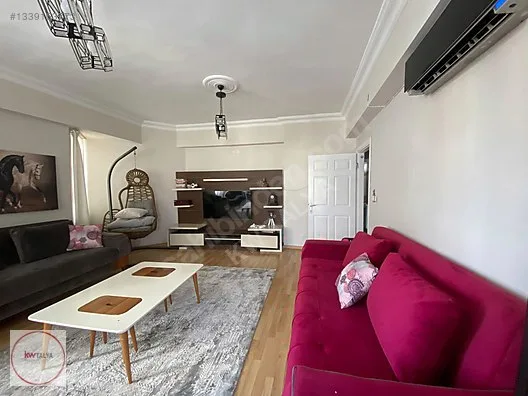 Konyaaltı Hurma'da Havuzlu Sitede Satılık 3+1 Daire 9