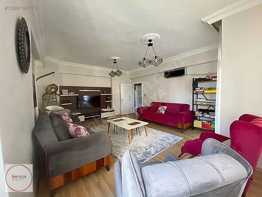 Konyaaltı Hurma'da Havuzlu Sitede Satılık 3+1 Daire 10
