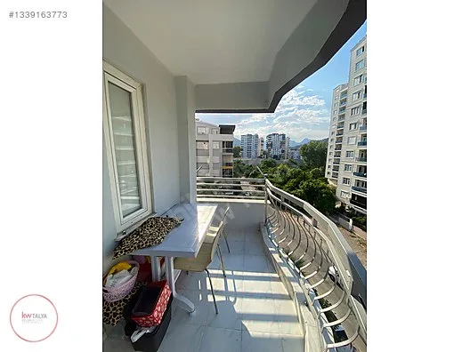 Konyaaltı Hurma'da Havuzlu Sitede Satılık 3+1 Daire 30