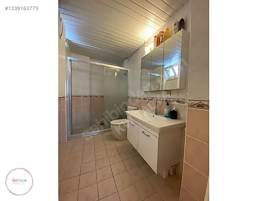 Konyaaltı Hurma'da Havuzlu Sitede Satılık 3+1 Daire 32