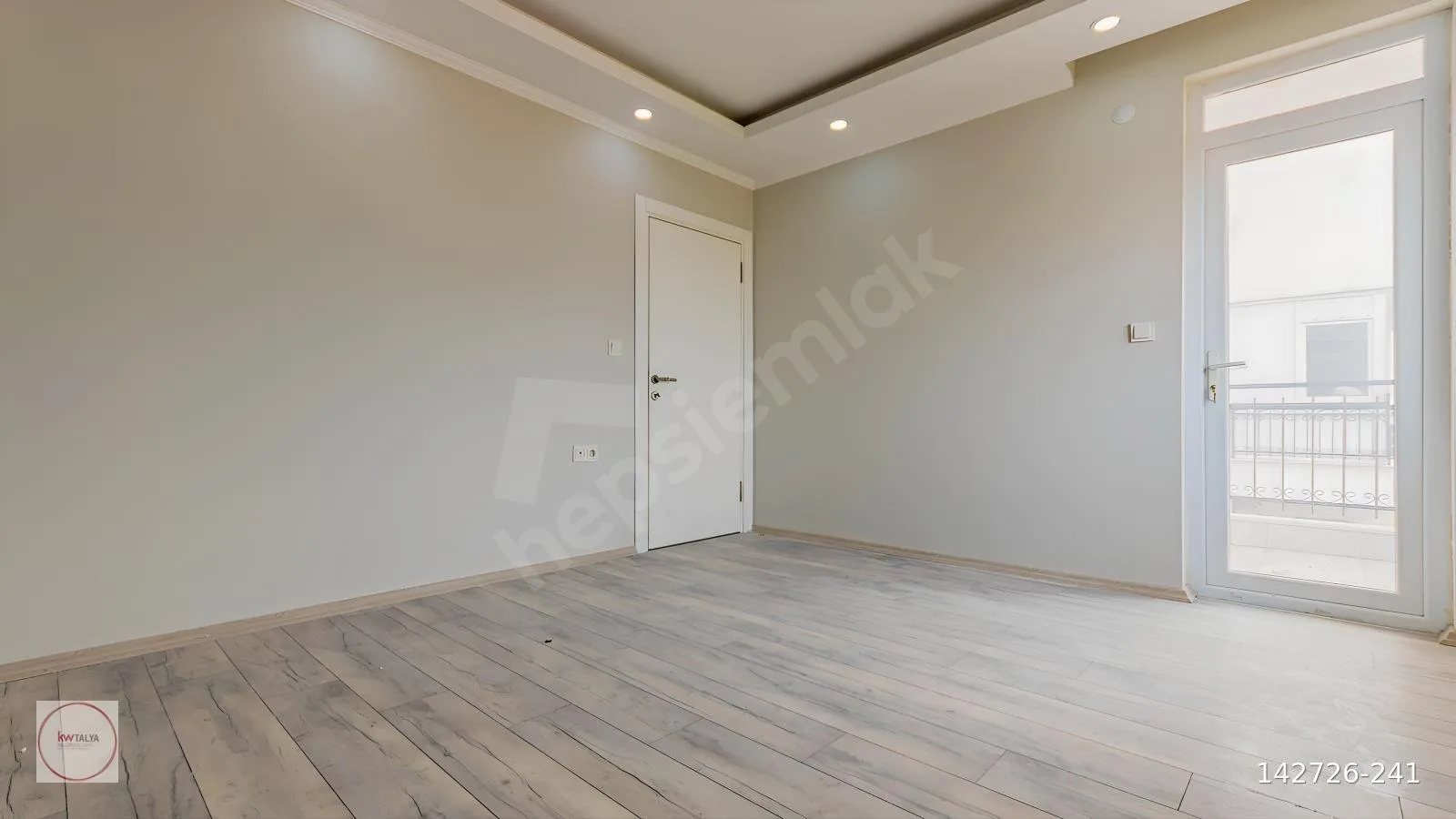 Döşemealtı Yeniköy'de Kiralık Geniş 2+1 Daire 2