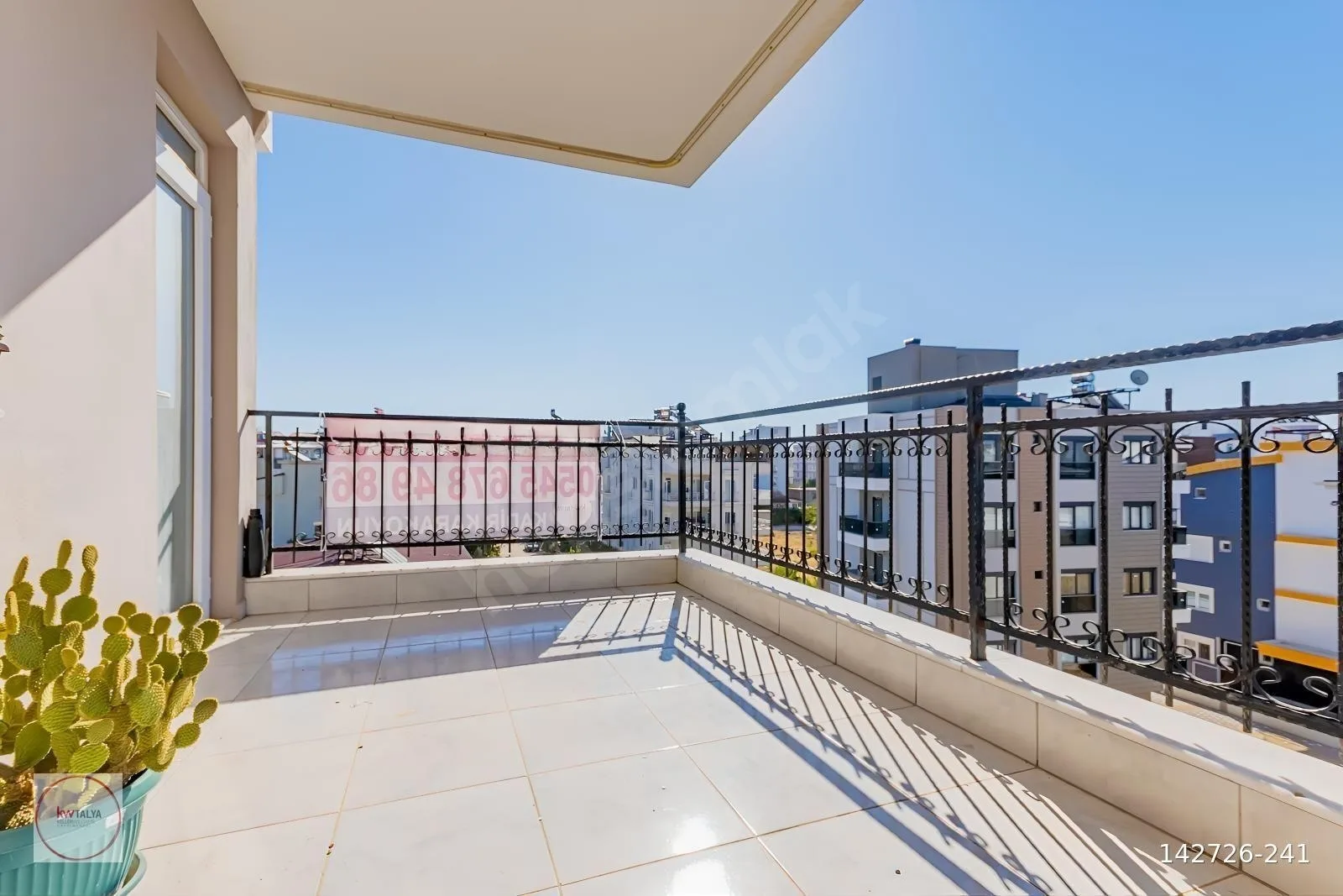 Döşemealtı Yeniköy'de Kiralık Geniş 2+1 Daire