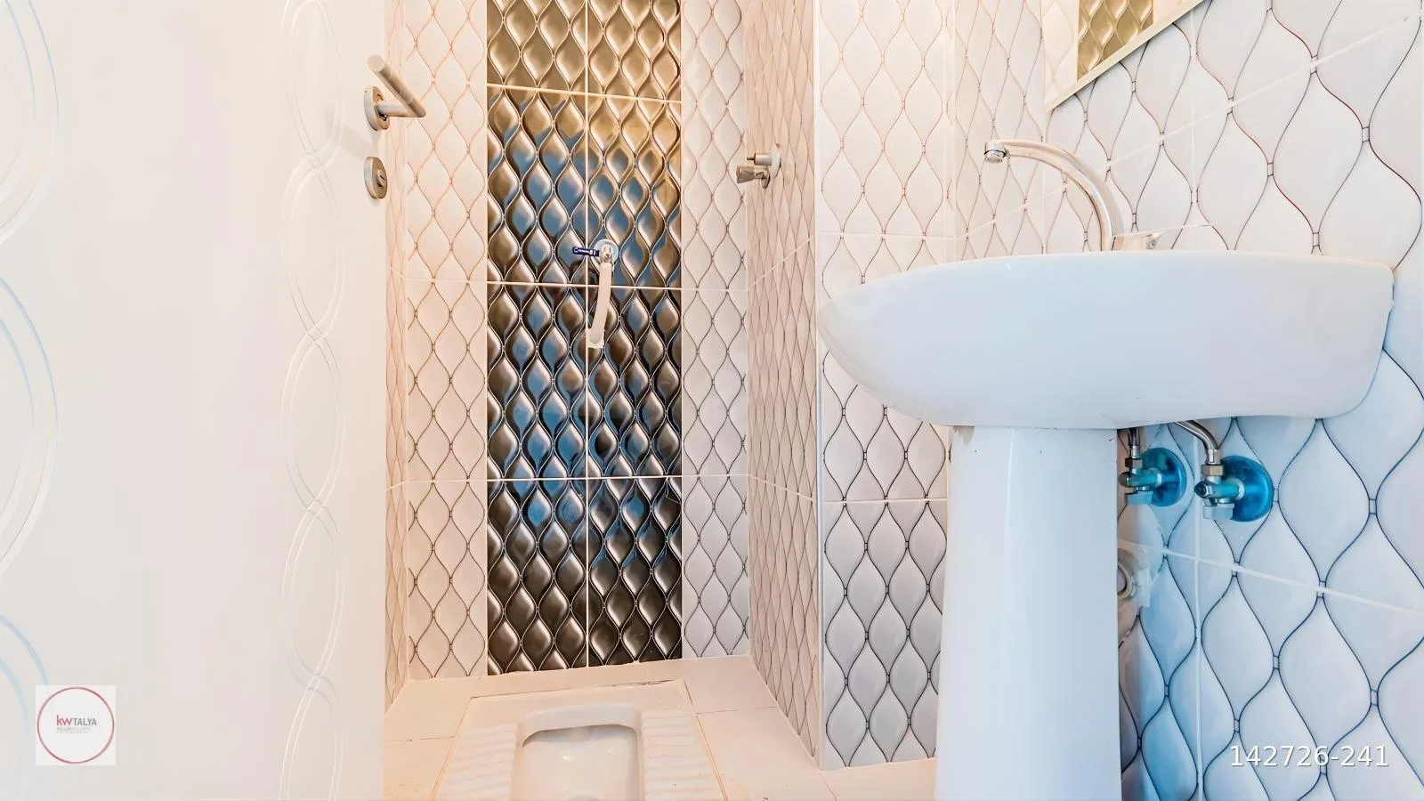 Döşemealtı Yeniköy'de Kiralık Geniş 2+1 Daire 16