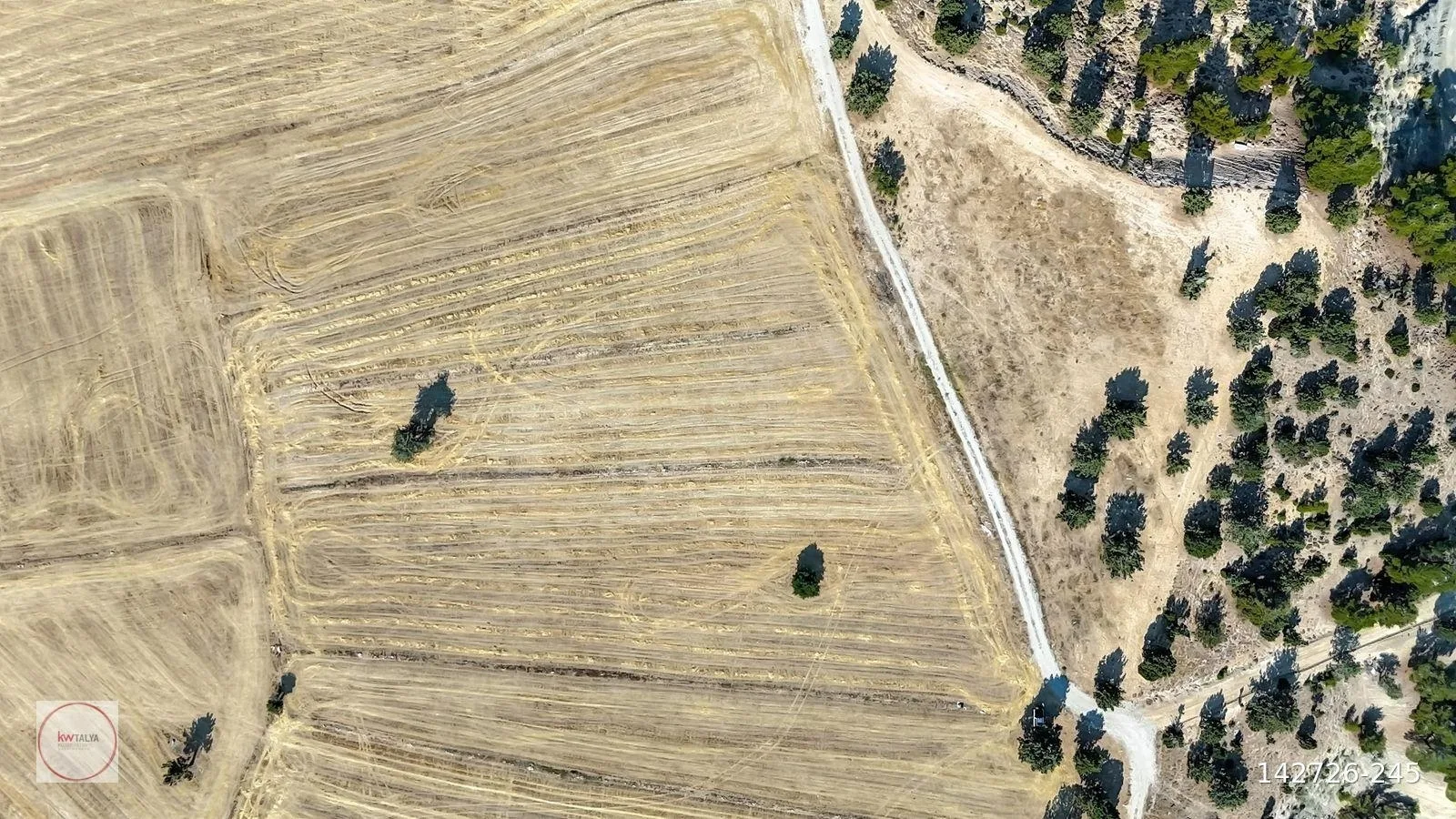 Korkuteli Yukarıkaraman'da Satılık Tarla (6.545 m²) 12