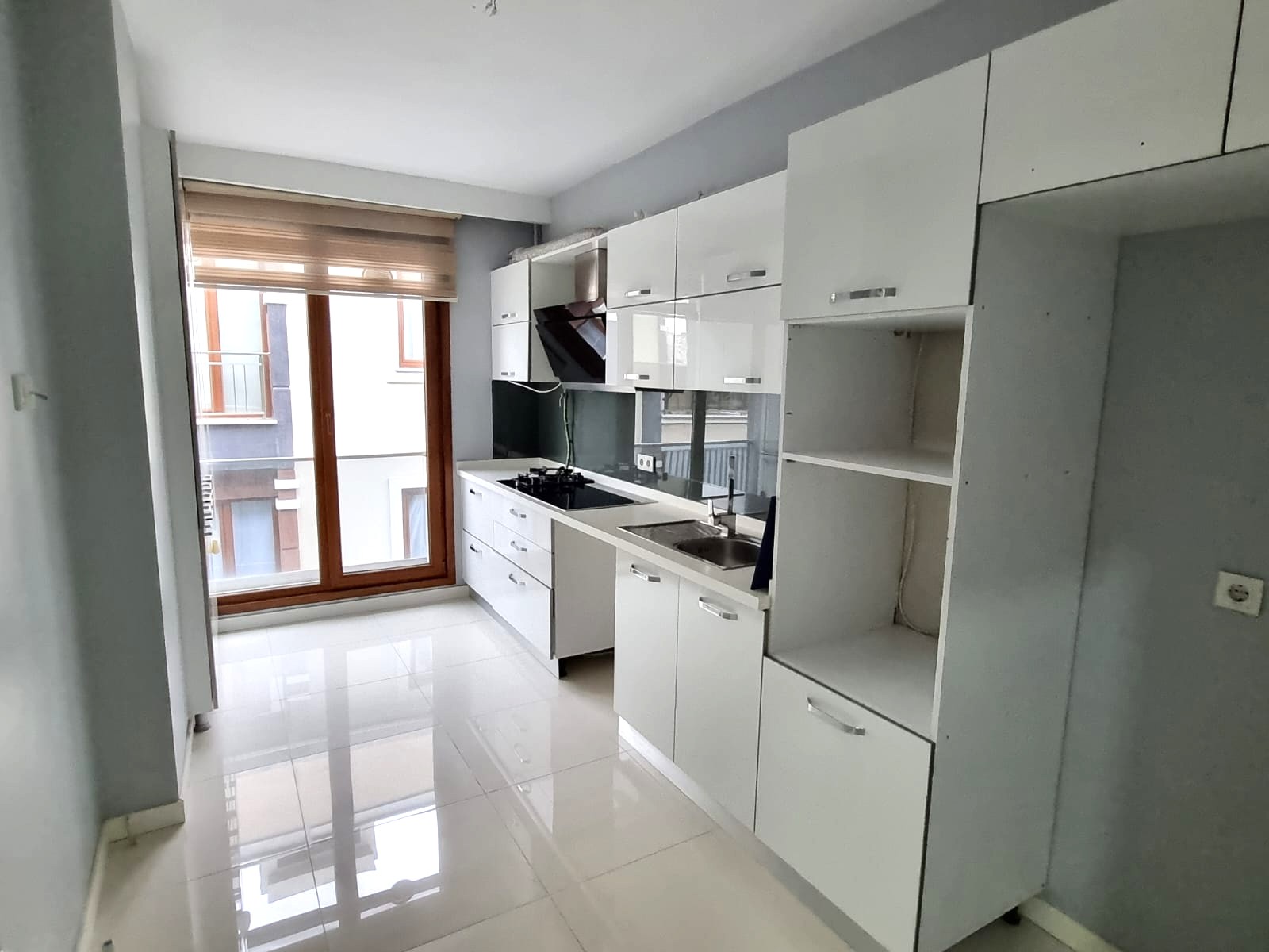 K2A'DAN İSTANBUL BEYLİKDÜZÜ KAVAKLI'DA SATILIK 3+2 DUBLEKS DAİRE