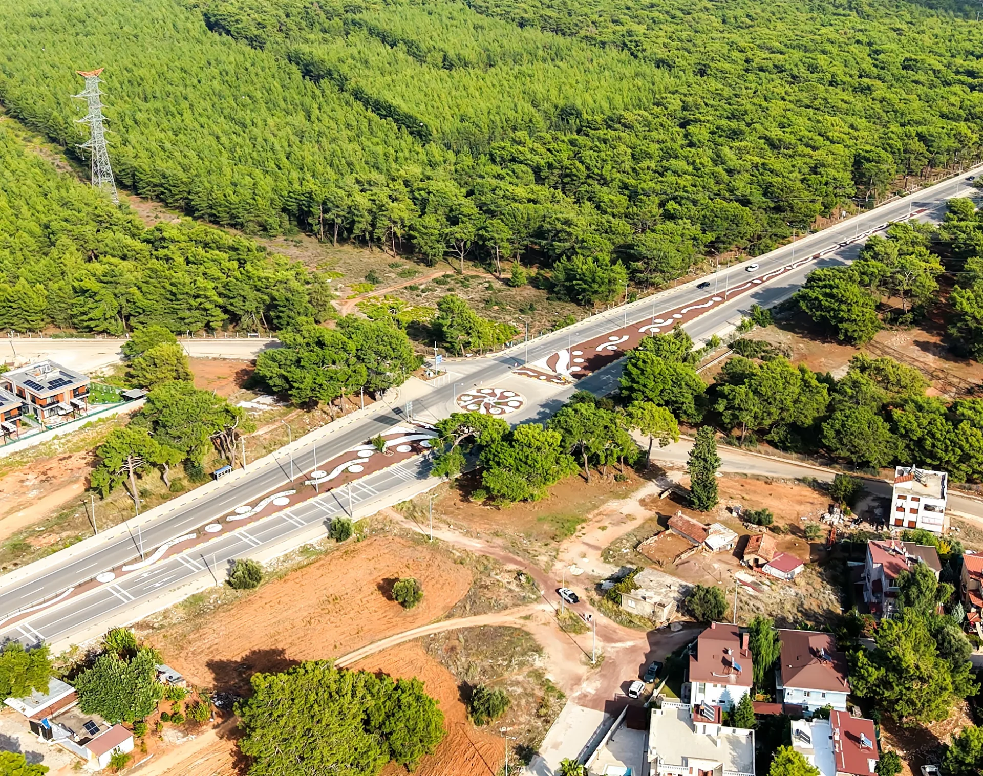 K2A'DAN ANTALYA DÖŞEMEALTI NEBİLER'DE SATILIK ANAYOL ÜZERİ TARLA