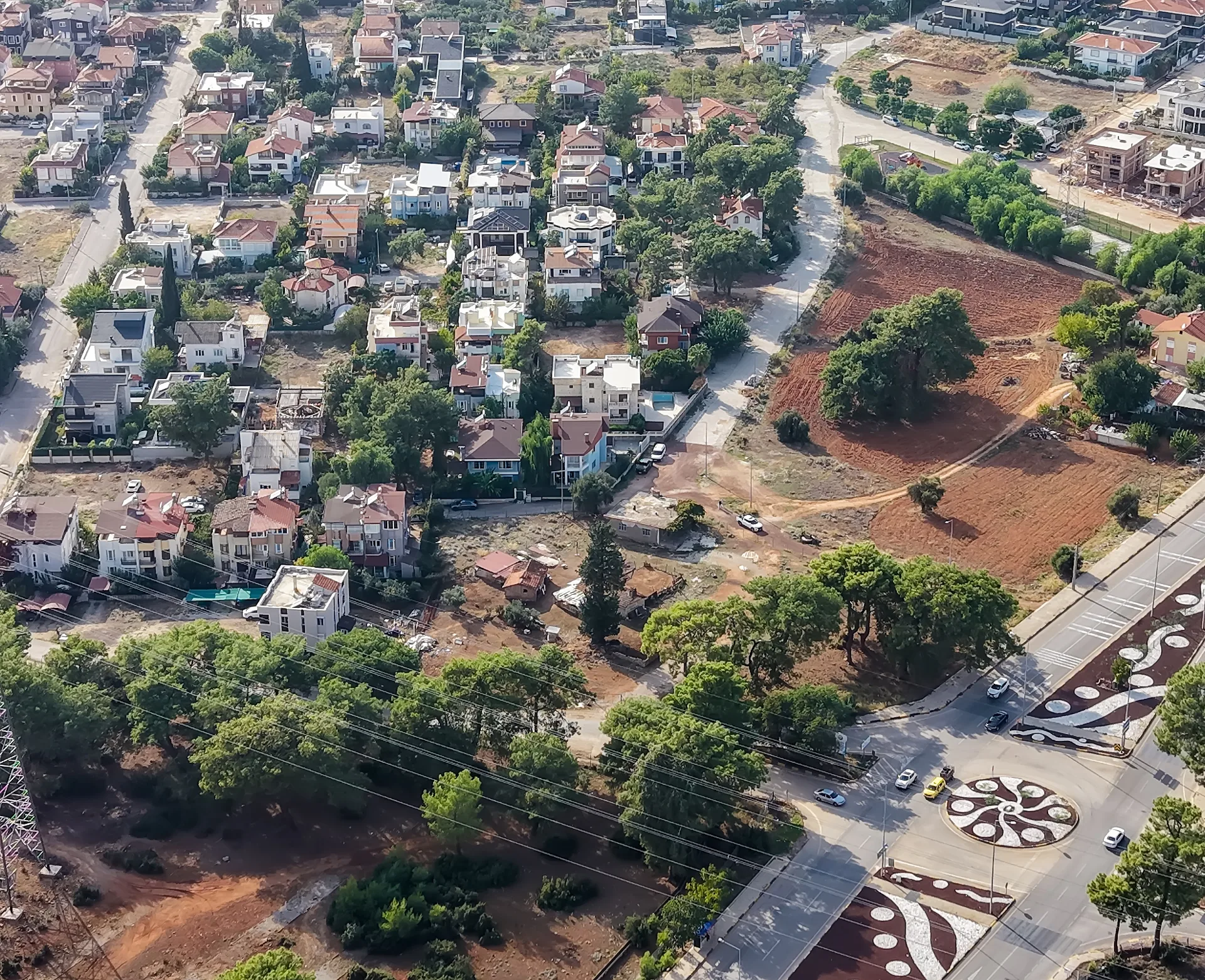 K2A'DAN ANTALYA DÖŞEMEALTI NEBİLER'DE SATILIK ANAYOL ÜZERİ TARLA 13