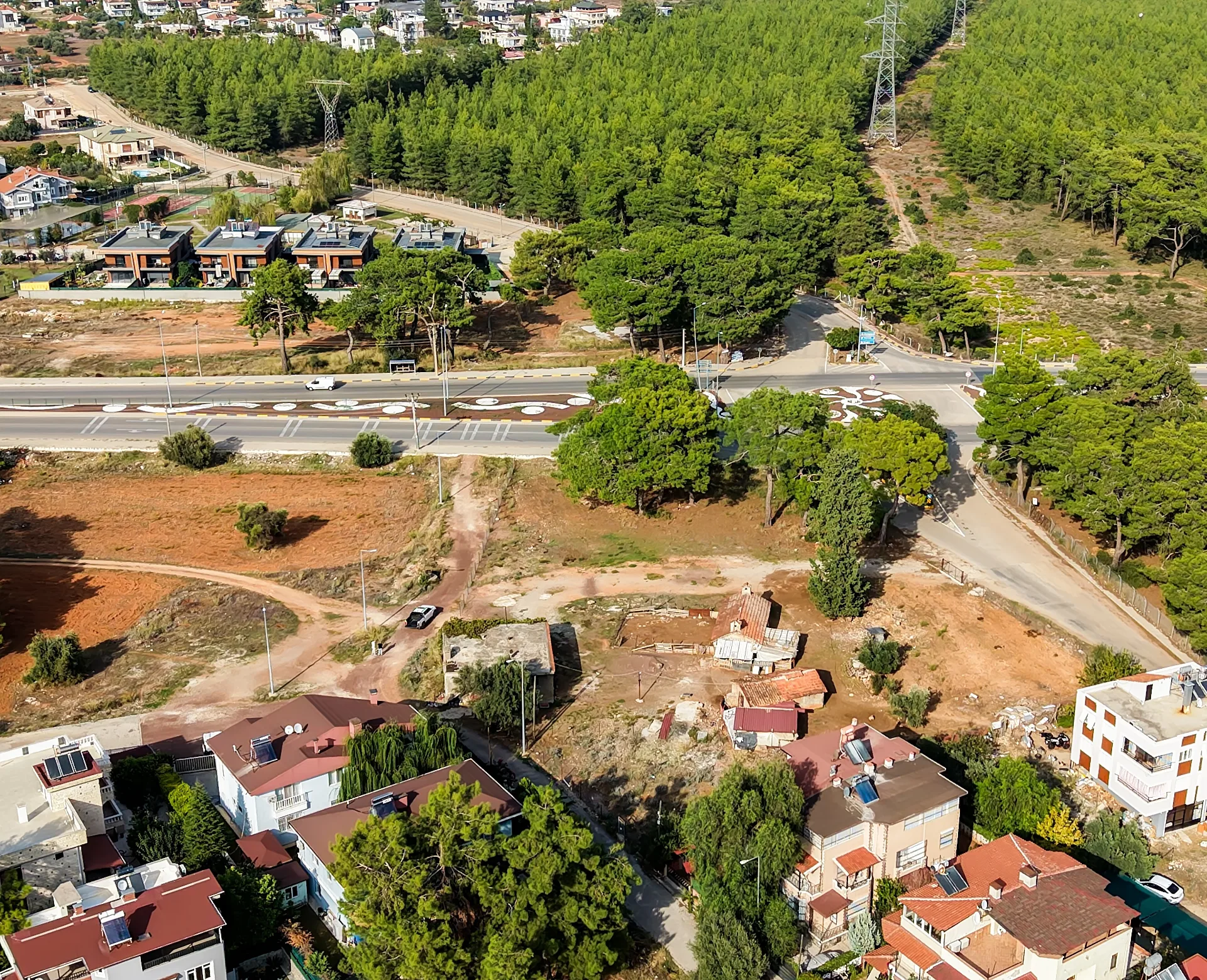K2A'DAN ANTALYA DÖŞEMEALTI NEBİLER'DE SATILIK ANAYOL ÜZERİ TARLA 18