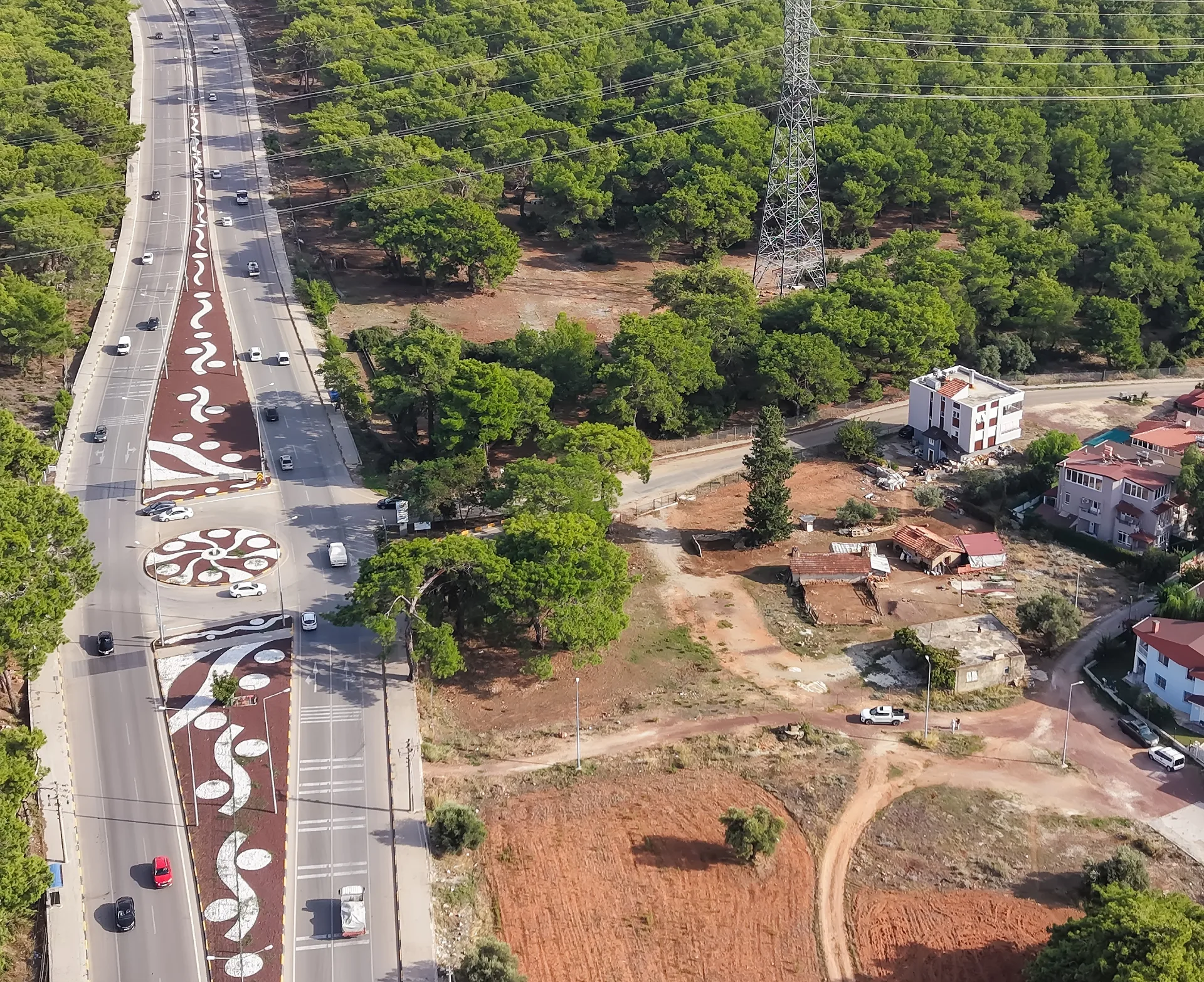K2A'DAN ANTALYA DÖŞEMEALTI NEBİLER'DE SATILIK ANAYOL ÜZERİ TARLA 22